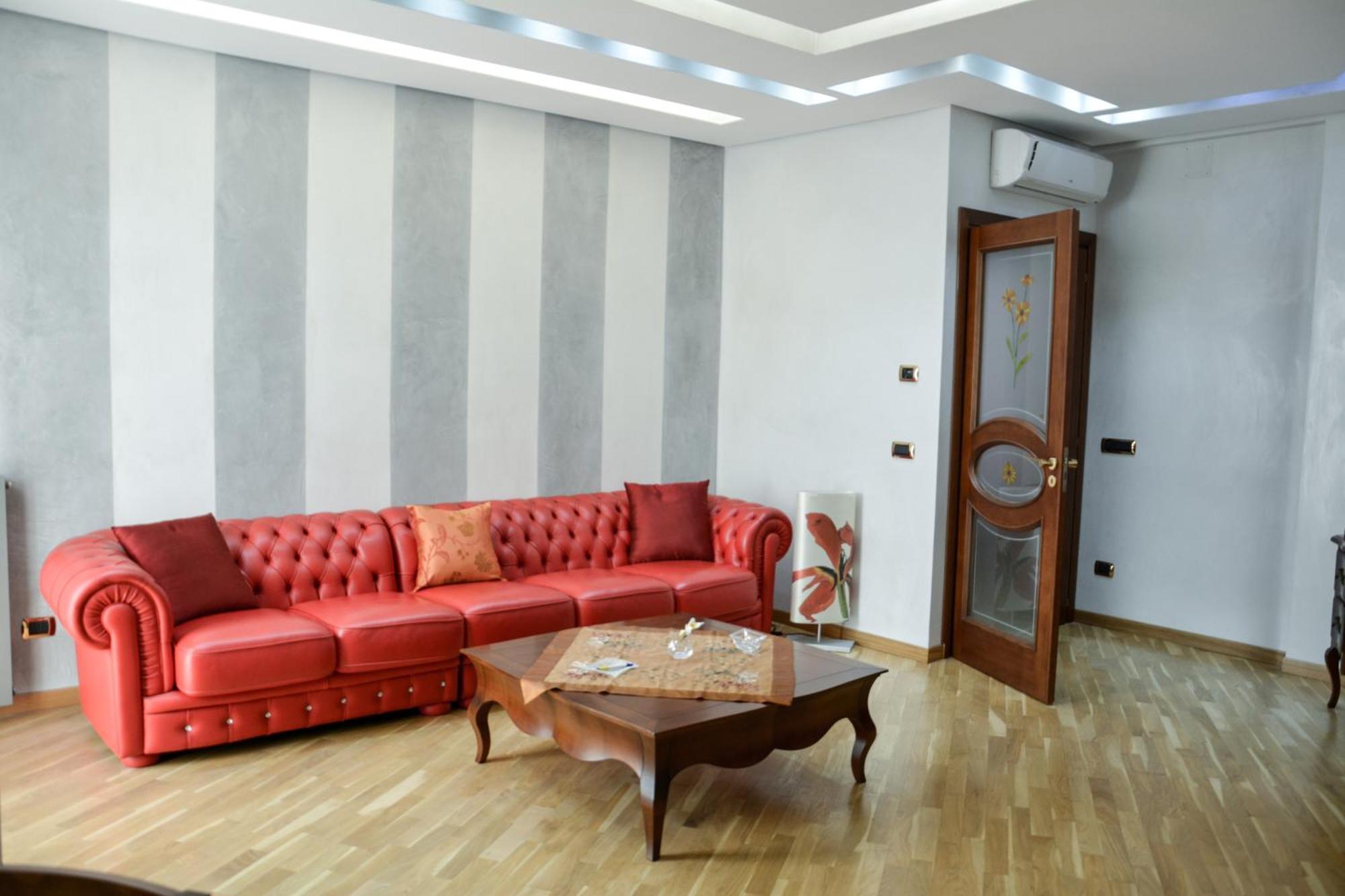 Apartment House Vatican Sgr *